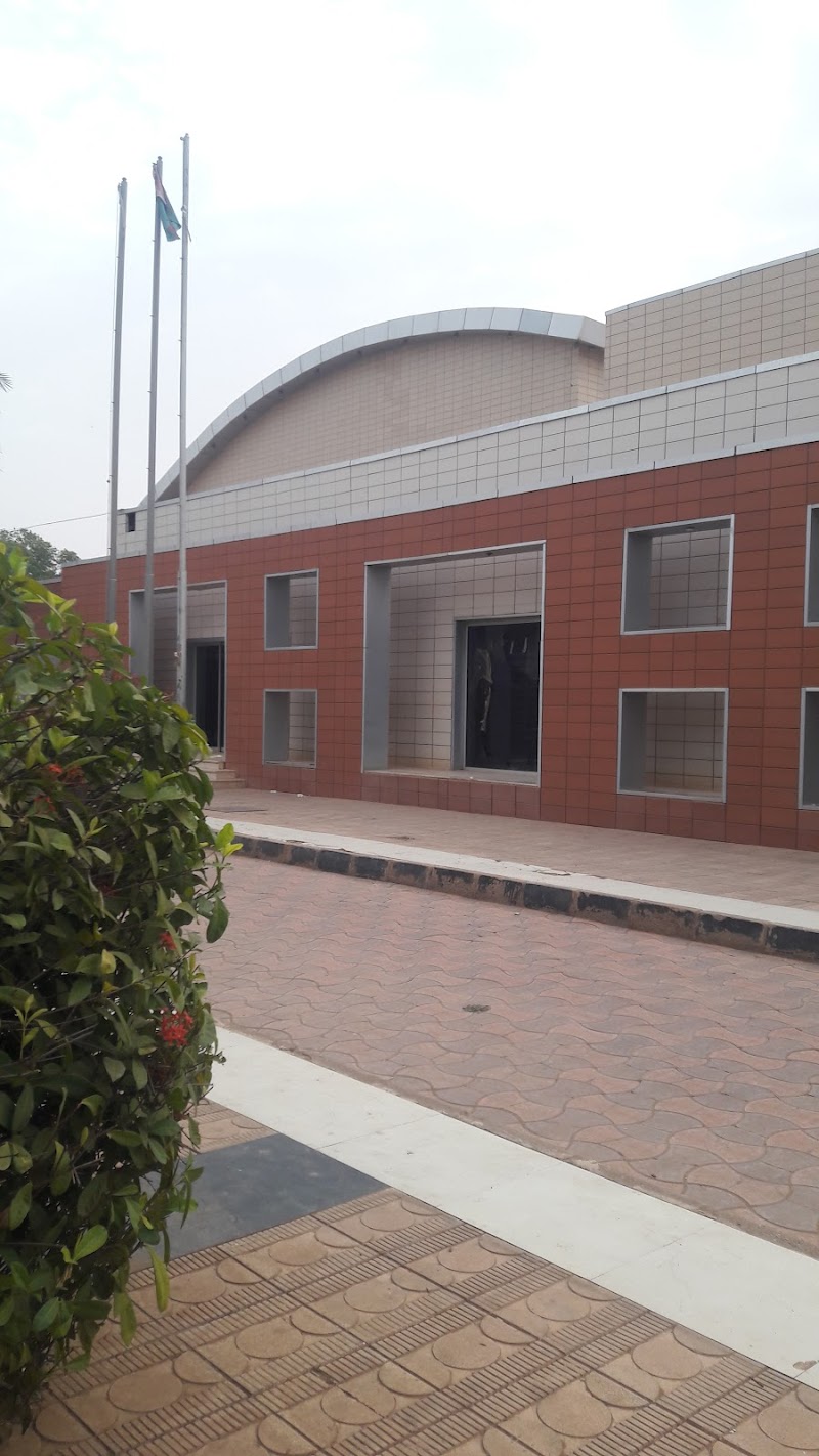 مركز أم درمان الثقافي 3