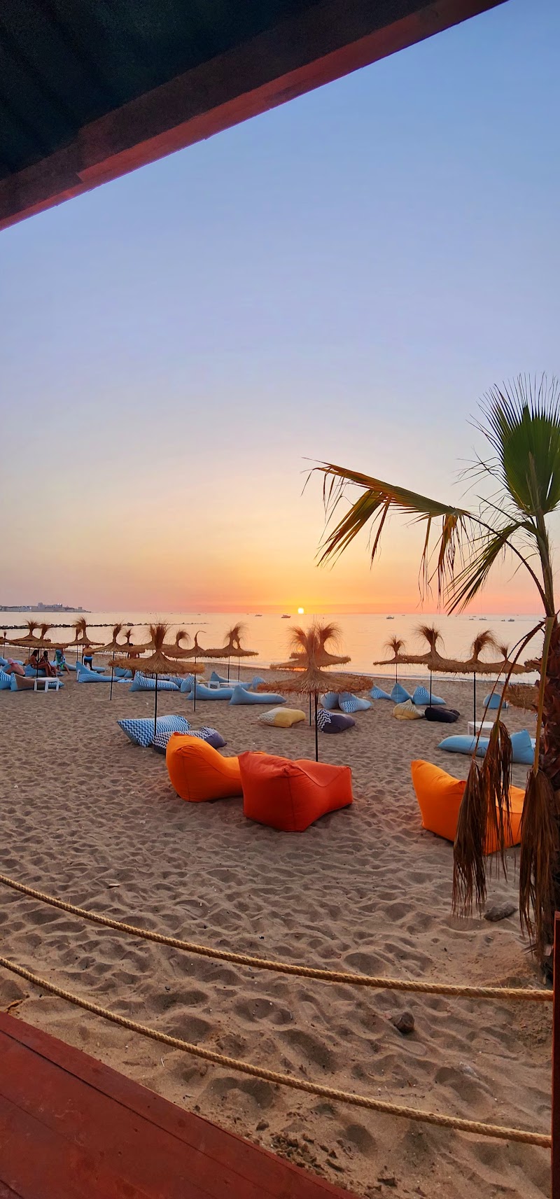 نادي الشاطئ لي فوايل