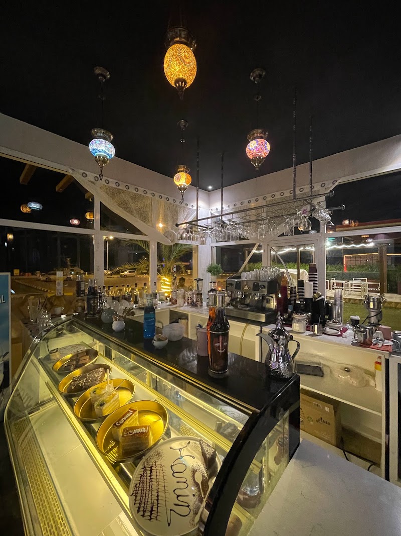 مطعم كورنيش صحار