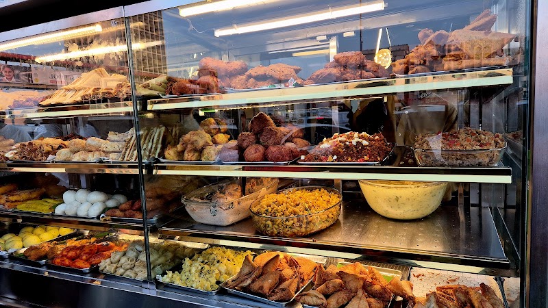 مطعم بانور عجمان مركز الحوّث 2