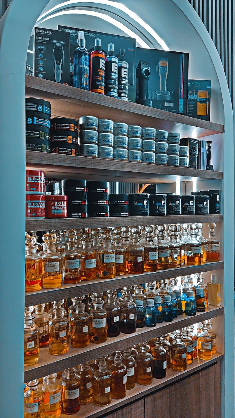 ياسر باربر شوب