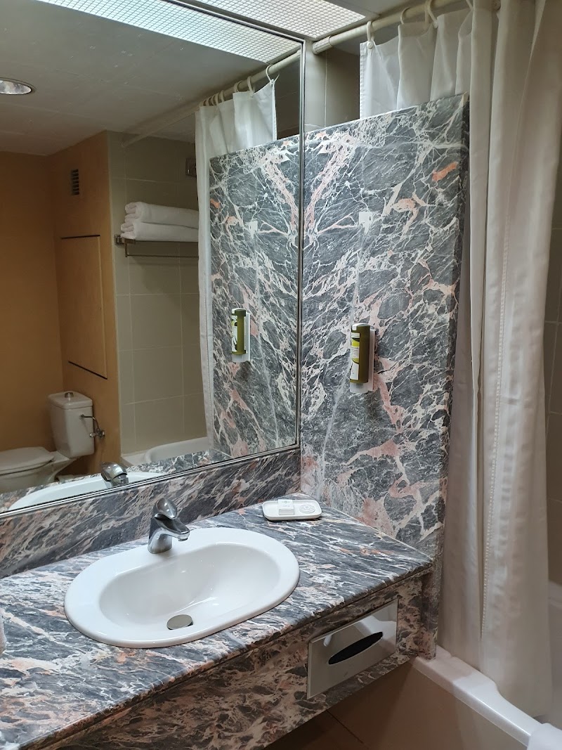 فندق نوفل مركز المدينة 4