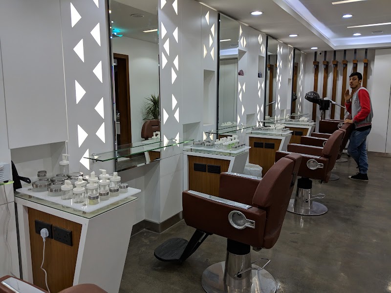 كونسبت معهد وصالون