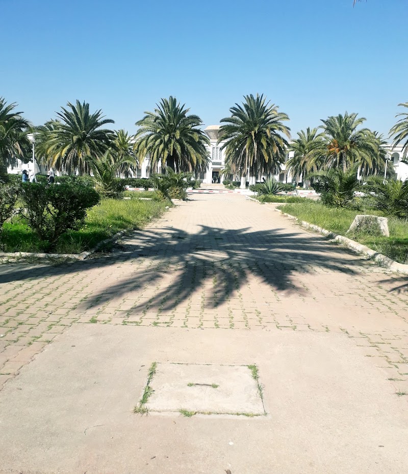 جامعة وهران 1 -أحمد بن بلة