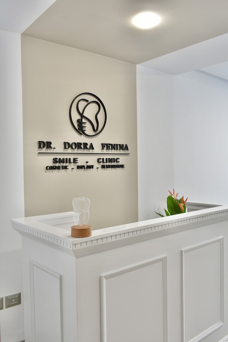 دكتور دُرّة فنيّة طبيب أسنان