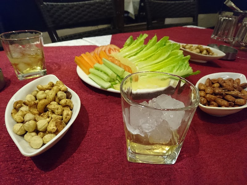 مطعم قمر الشام 3