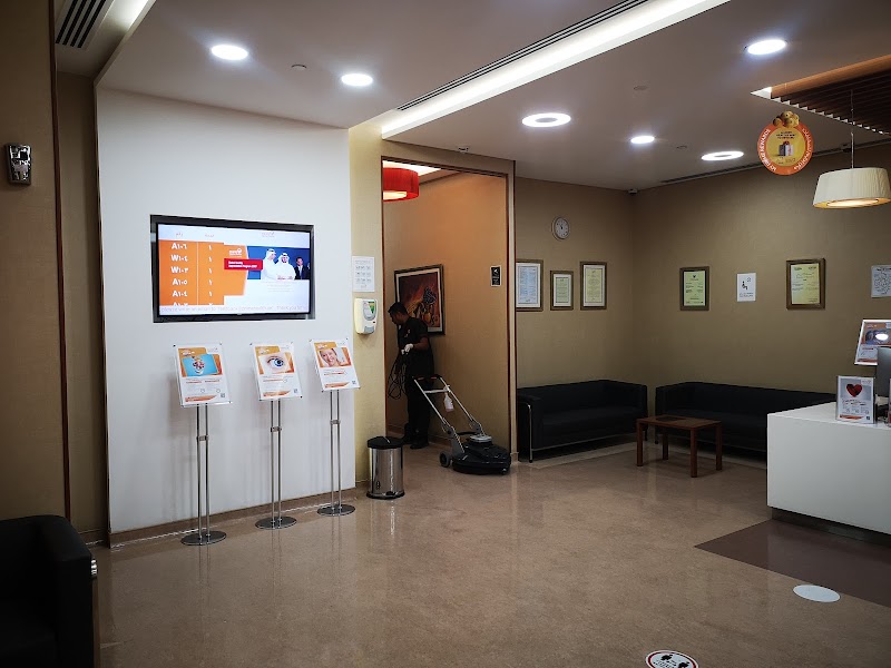 دكتور غاده شخص محترم ومتعاونه 3