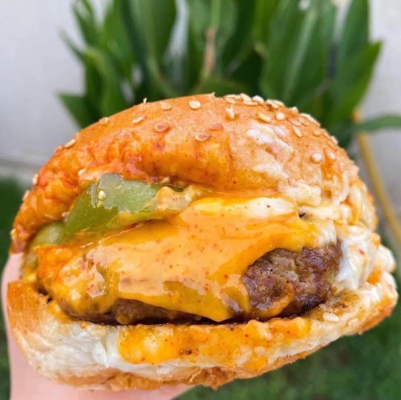 مطعم العمدة