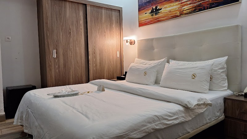 فندق غروب الشمس 2