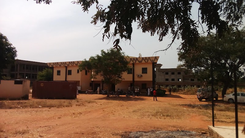 جامعة موندou 3