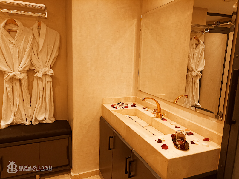 بوغوس لاند - باربر شوب وحمام تركي 3