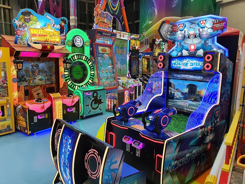 تريدوم - ملاهي داخلية 2