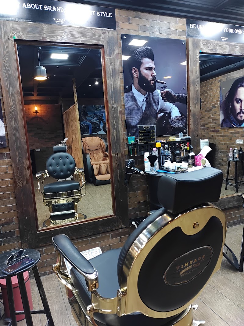 حلاق فينتاج 2