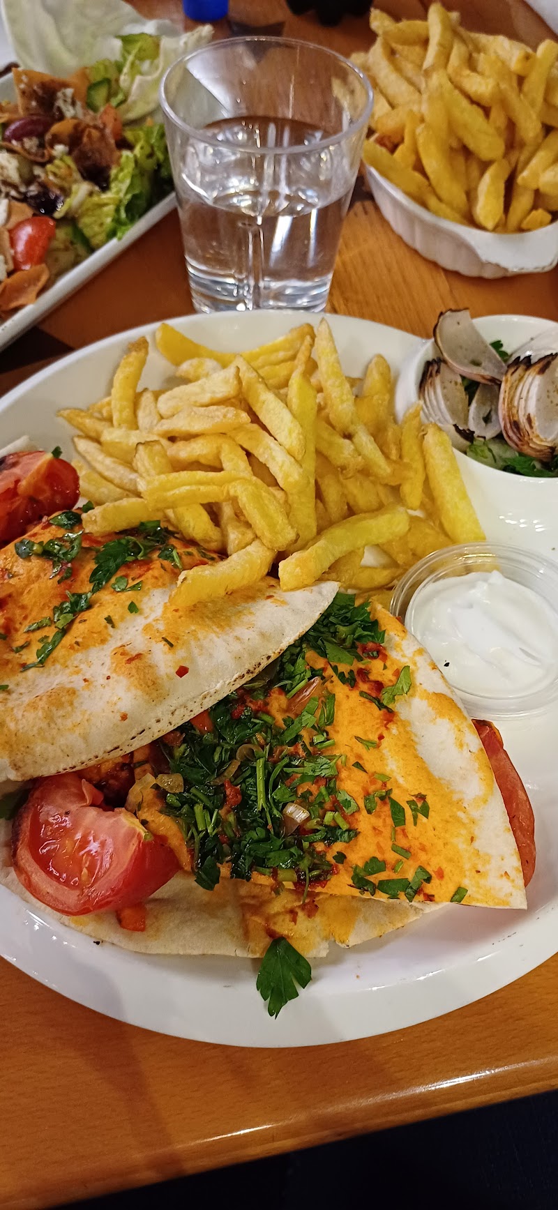 مطعم غراند ستيشن 2