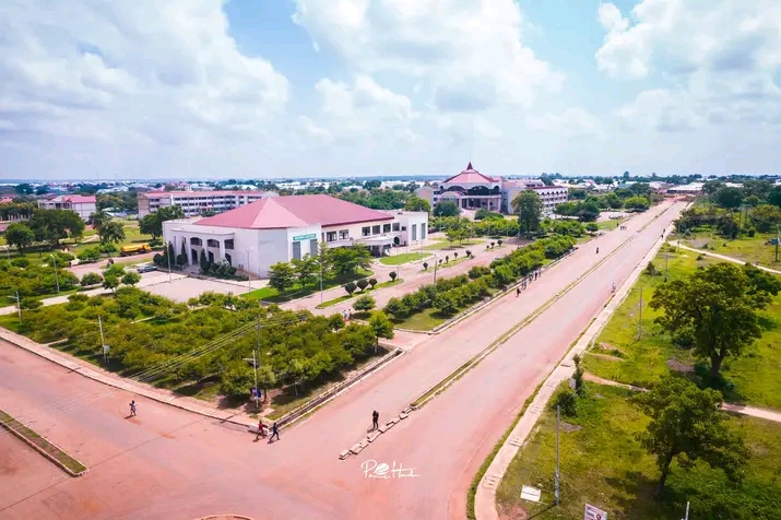 جامعة دراسات التنمية 4