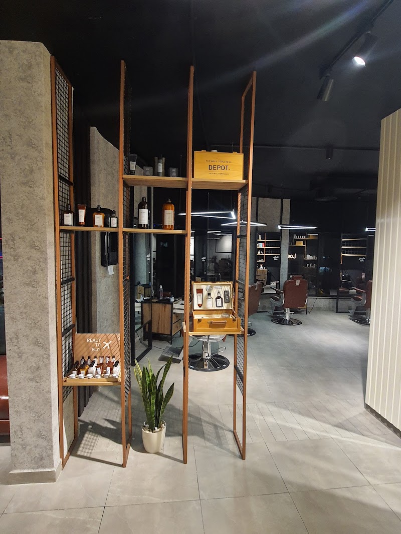 أليكس وشركاه الزرقاء 4