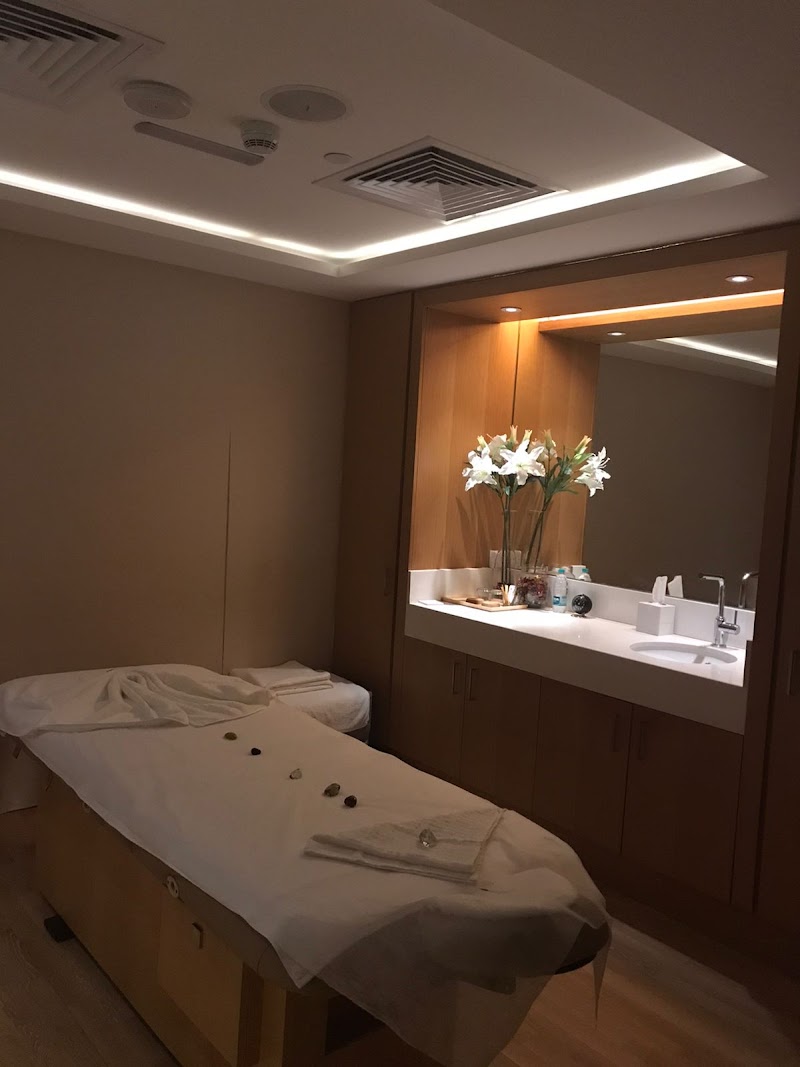 نيما سبا - قرب مول الإمارات البرشاء