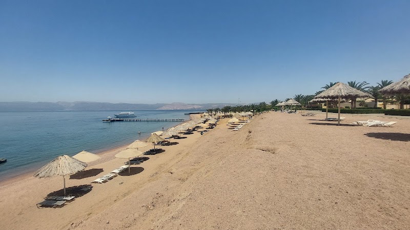 شاطئ ومنتجع برنيس العقبة 2