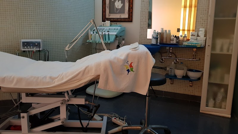 مركز الفصول الاربعة 4