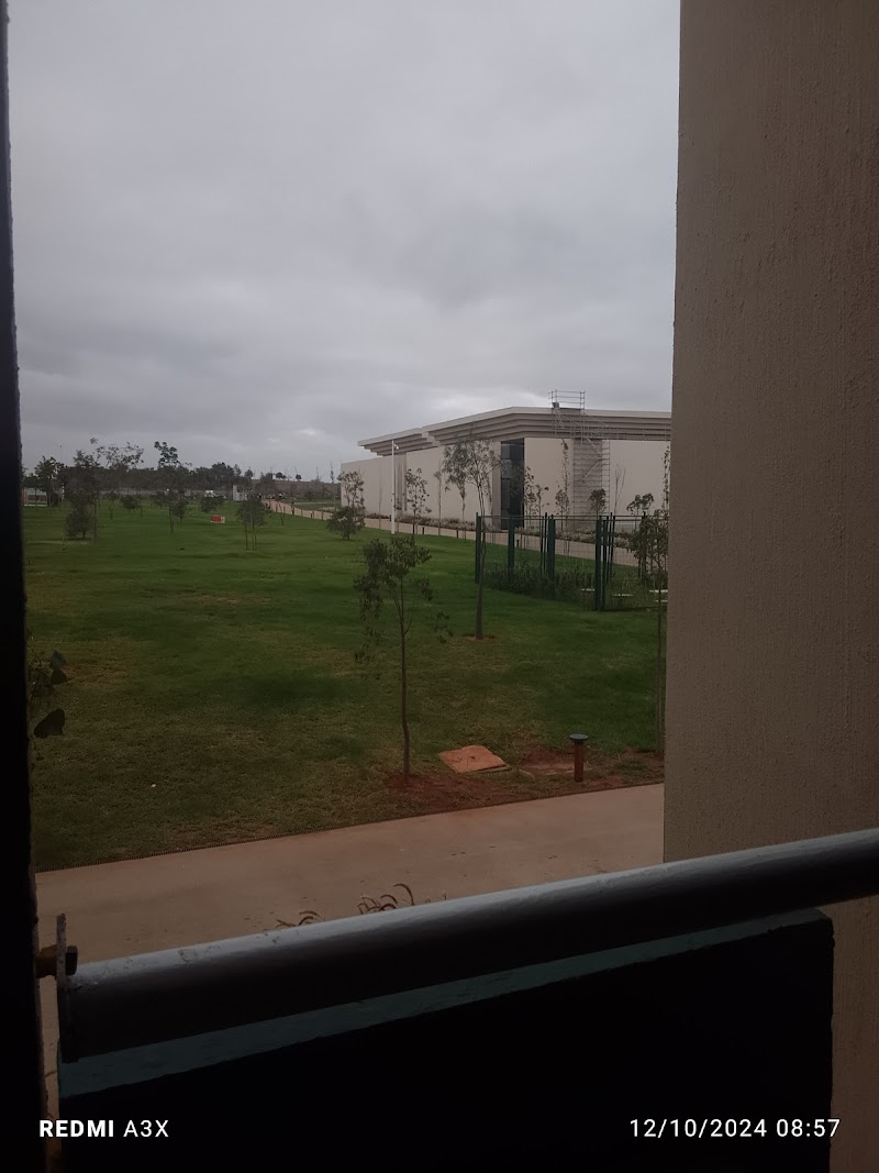 أكاديمية إيسارك الخاصة 3