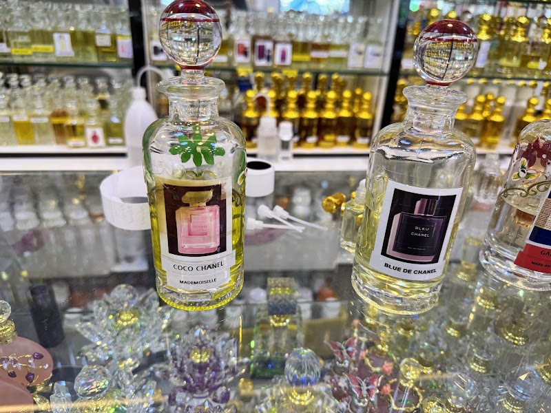 مركز مدينة زايد للتسوق 2