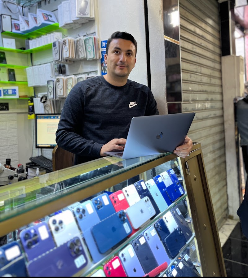 متجر أبل طنجة 3