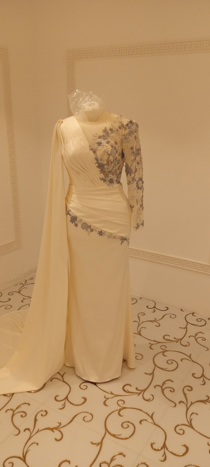 بالطو الياسمين الذهبي 2