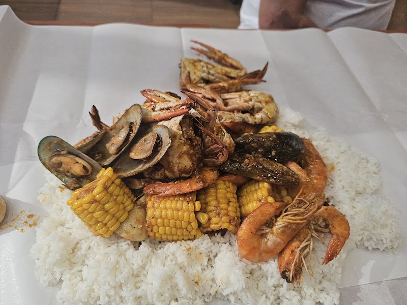 مطعم أوف ذا هوك للمأكولات البحرية - مول المنار، راك 3