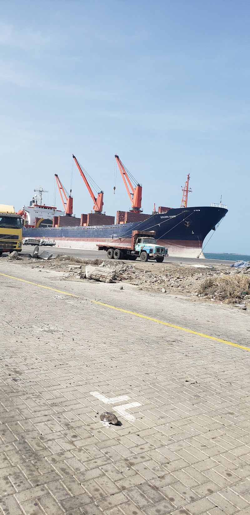 ميناء الحديدة 4