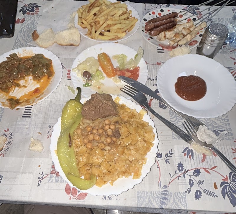 مطعم لا كونكورد 4