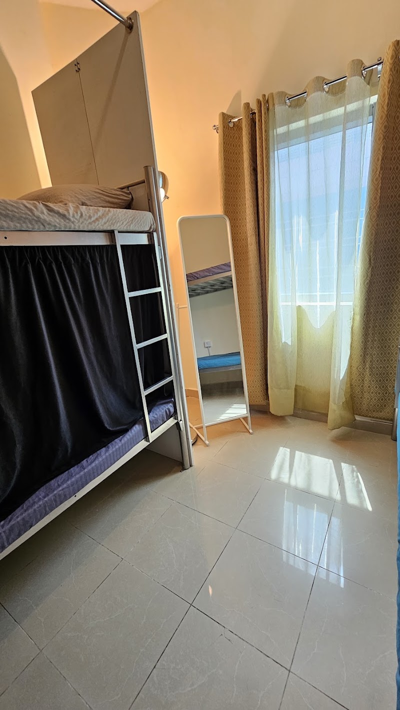 نزل باراديسو 4