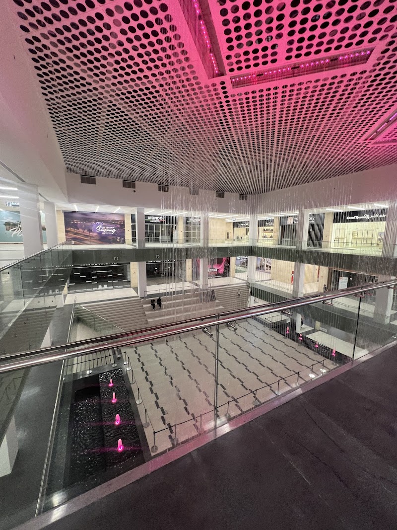 النافورة مول 2