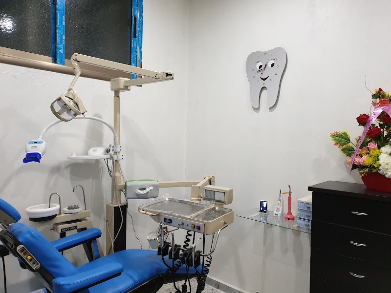 الدكتور حسام حلاق