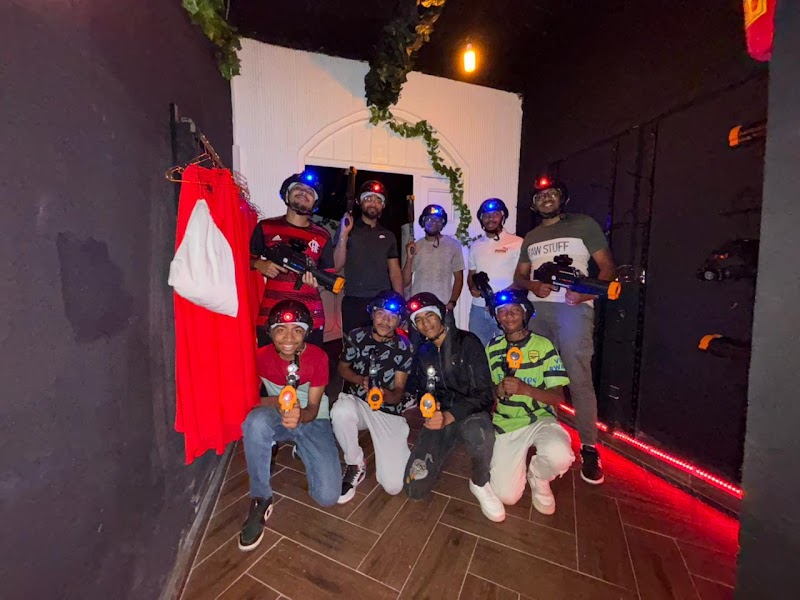 لعبة الليزر "شارع الأسرار"