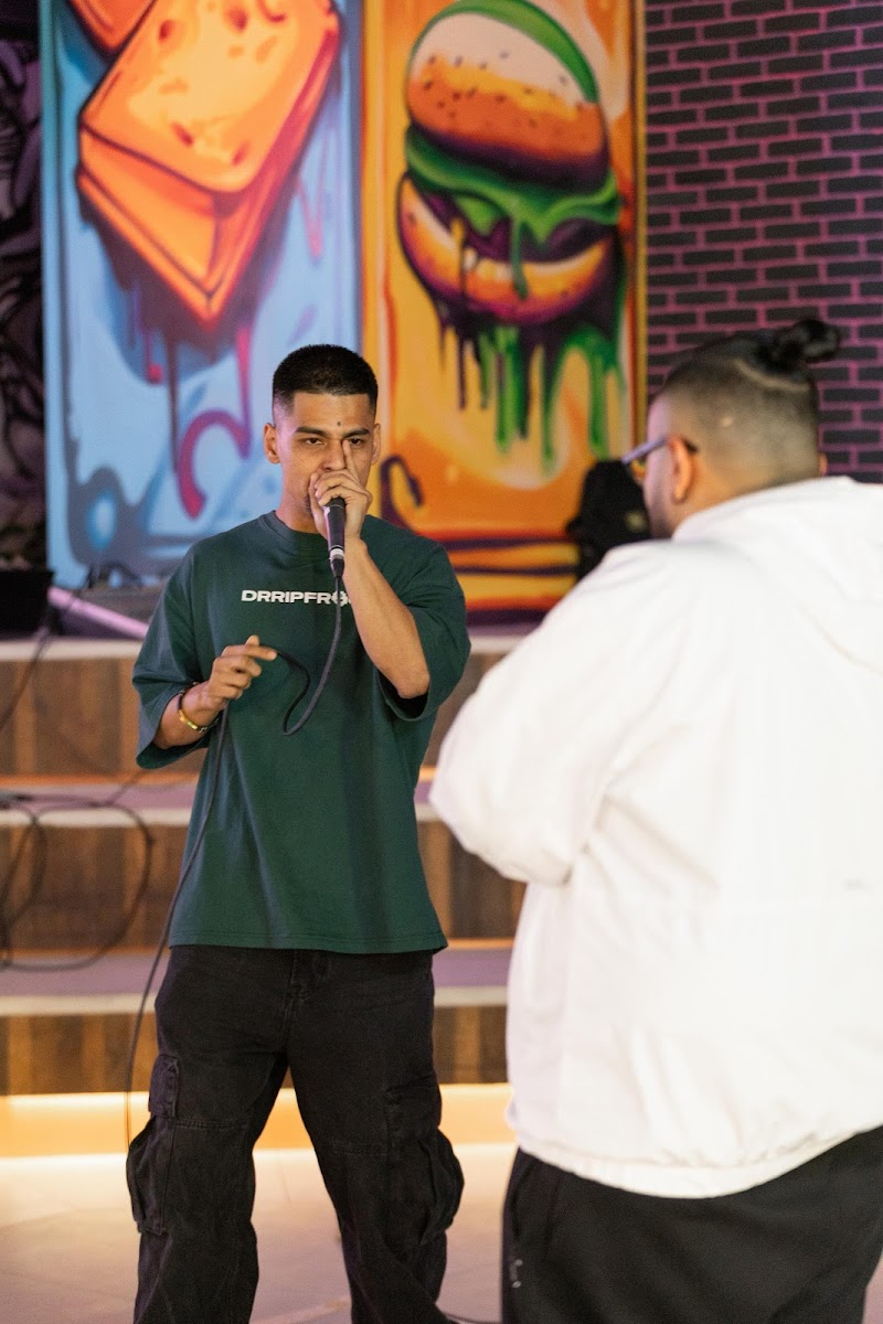 الفعاليات المميزة فقط