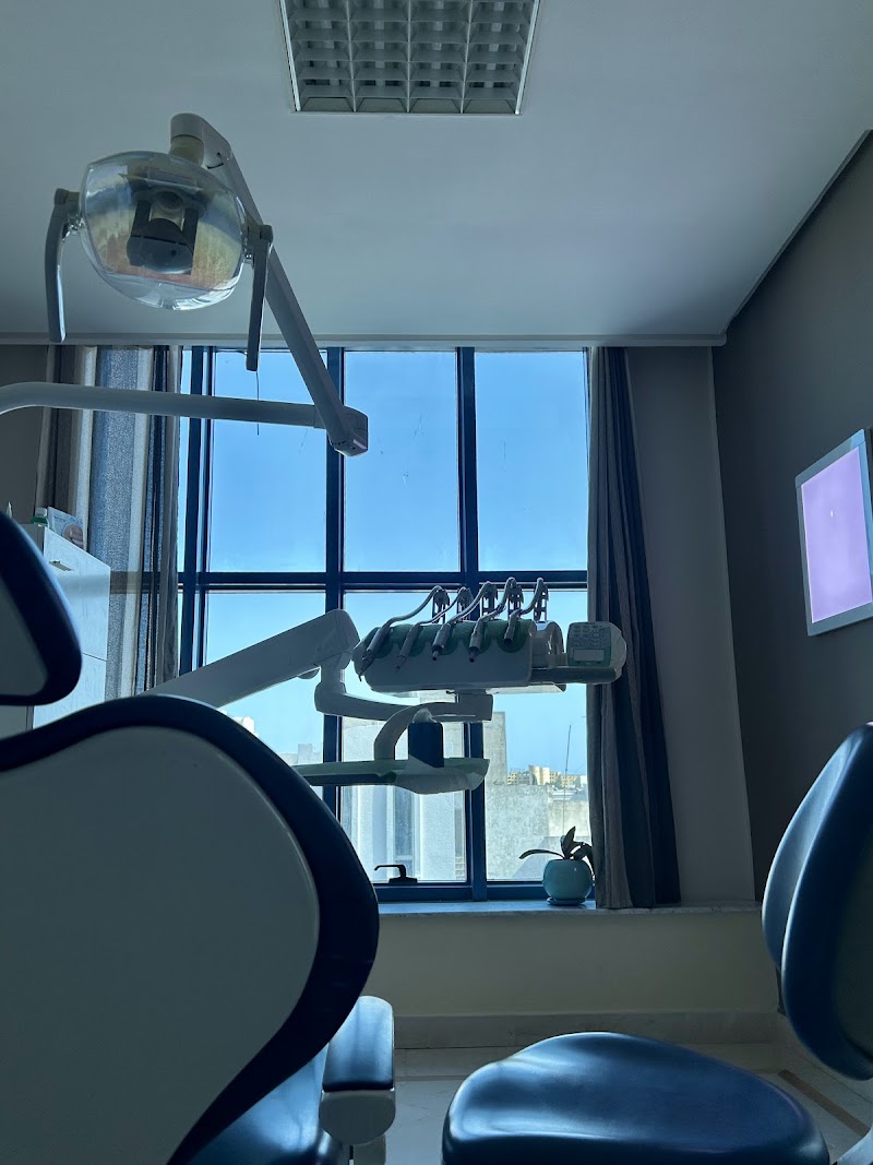 عيادة الأسنان د. ياسمين دمرجي