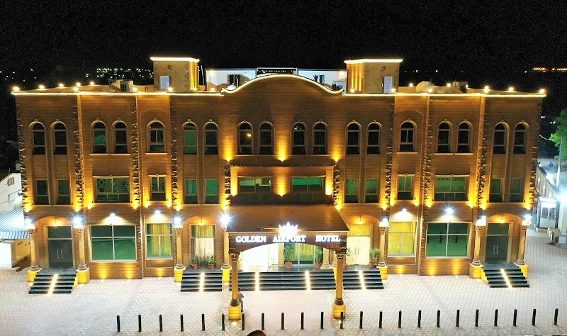 فندق المطار الذهبي
