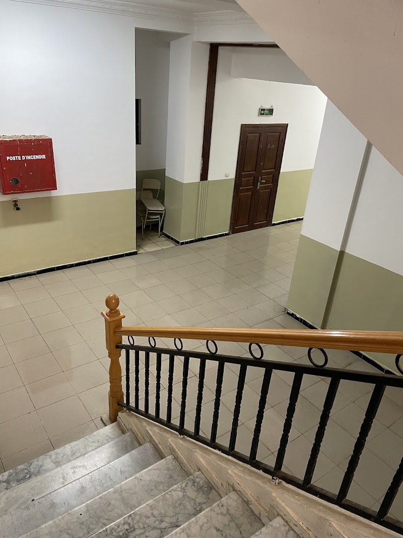 كلية العلوم الاقتصادية والتجارية وعلوم الإدارة 4