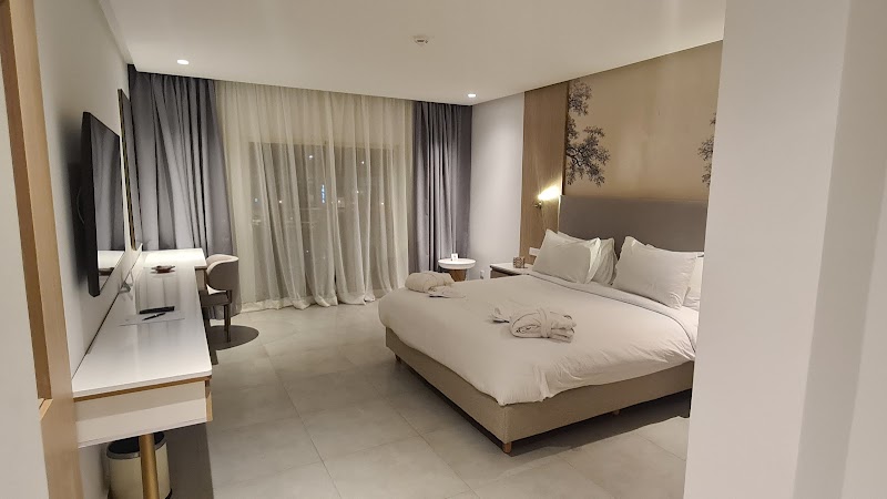 بيكال باتروس Palais des Roses 2