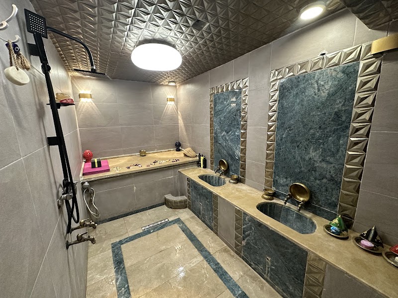 صالون حلاقة كانديس سبا 3