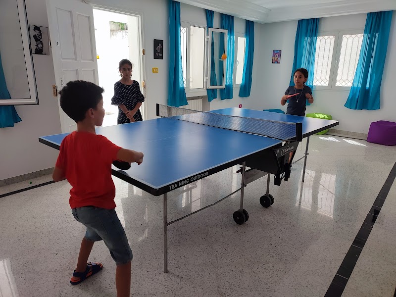 مدرسة الحضانة Les Juniors