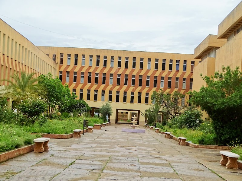 كلية العلوم و التكنولوجيا قسنطينة 2