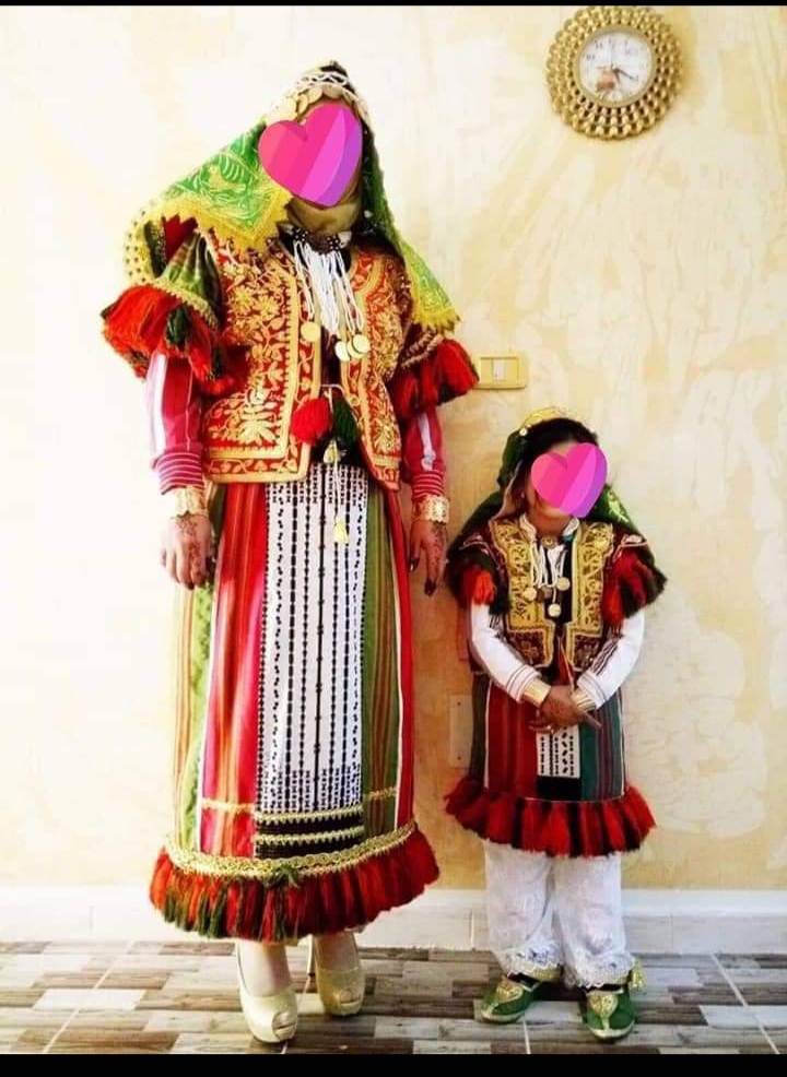 متجر الملابس التقليدية