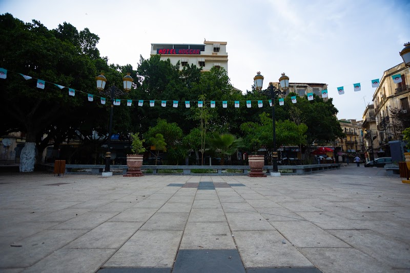 ساحة جورج إسحاق (ألكسي لومبير سابقا) 3