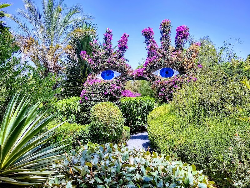 أنيما (حديقة أندريه هيلر) 2