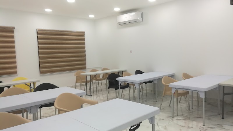 مركز القادة للتعليم والتدريب 3