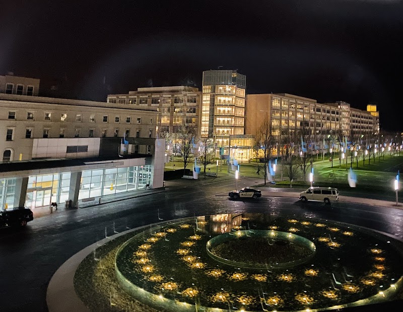 عيادة كليفلاند الرئيسية 4