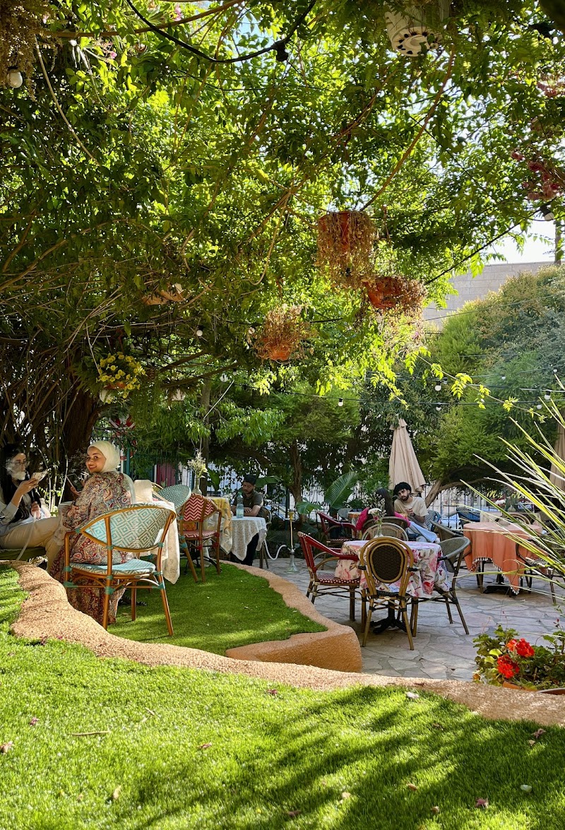مقهى بيت أرضي 6