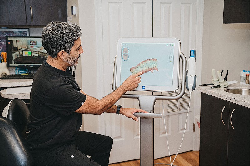 مجموعة دمشق لطب الأسنان 2