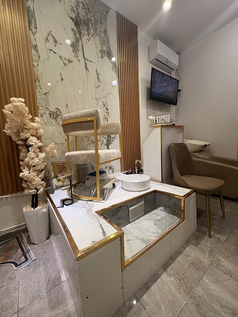 رومى سبا الشعر 2